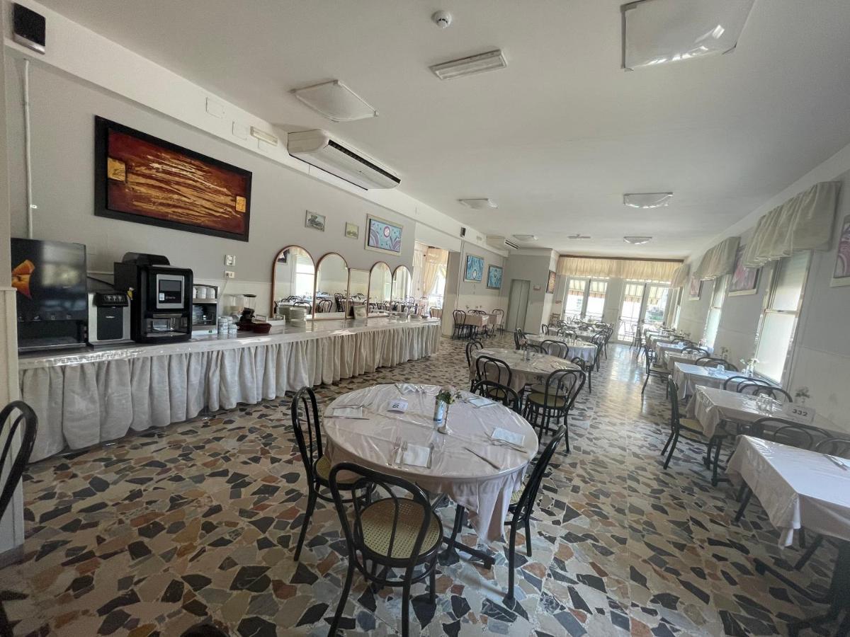 Hotel Moroni Rimini Eksteriør bilde