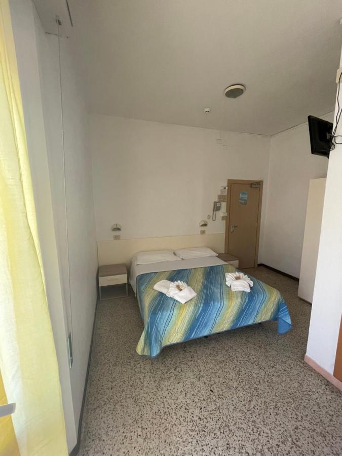 Hotel Moroni Rimini Eksteriør bilde